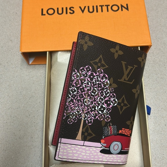 Original monogram credit card passport wallet. - Picture 3 of 8